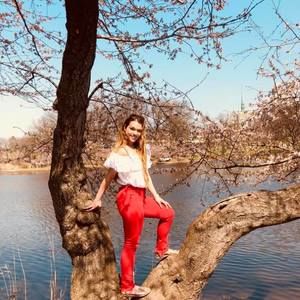 Meet your Posher, Yenifer